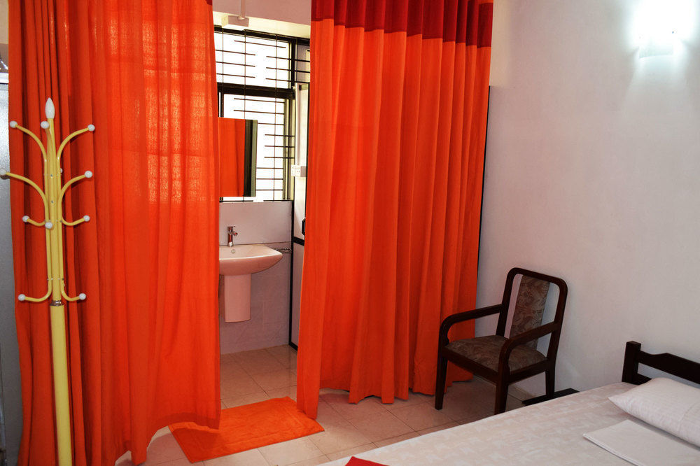 Thambili Island @ Stubbs Hotel Colombo Luaran gambar
